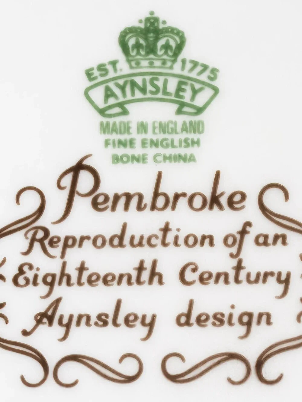 Beautiful Aynsley Pembroke Bread And Butter Plates 4 Set Made In England